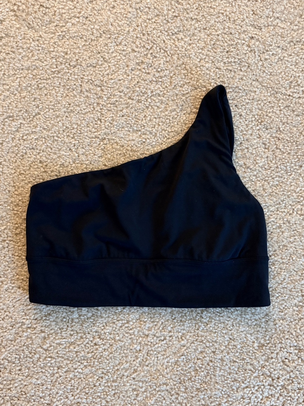 lululemon One-Shoulder Align Sports Bra in Black